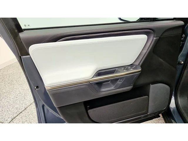 SEMINUEVOS RIVIAN R1S a Estados en autogozo