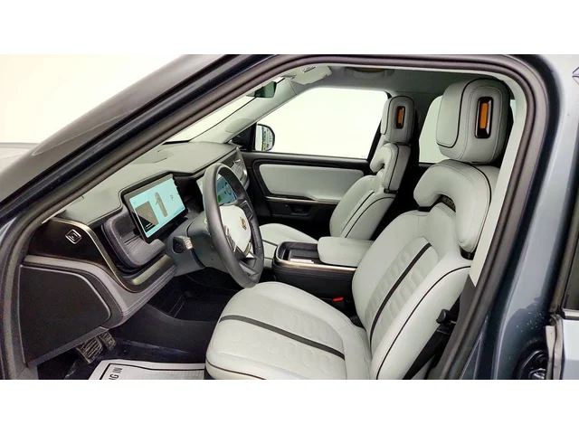 SEMINUEVOS RIVIAN R1S a Estados en autogozo