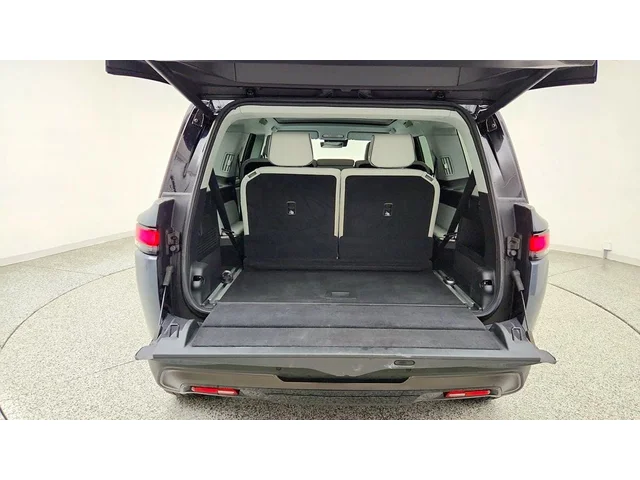 SEMINUEVOS RIVIAN R1S a Estados en autogozo