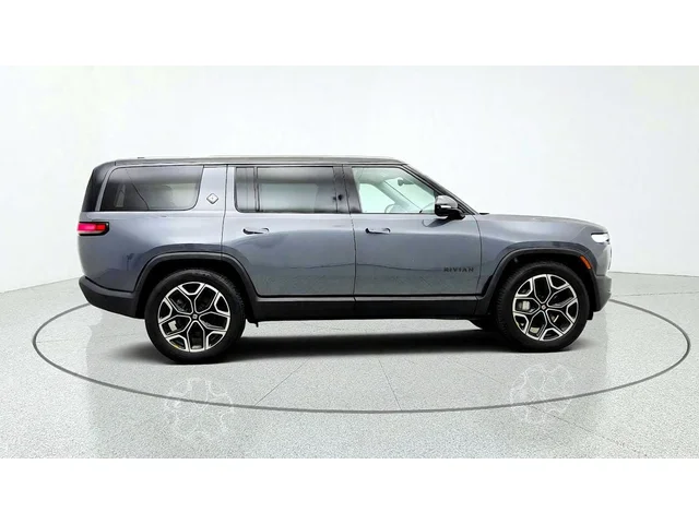 SEMINUEVOS RIVIAN R1S a Estados en autogozo