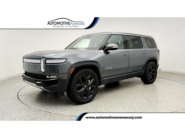 SEMINUEVOS RIVIAN R1S a Estados en autogozo