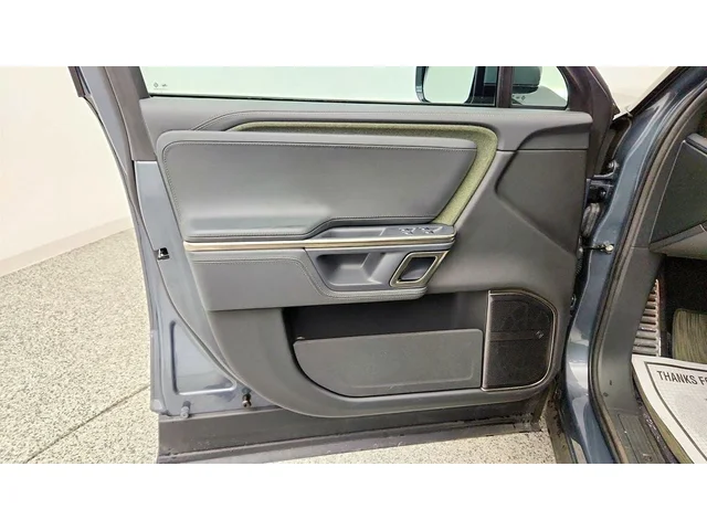 SEMINUEVOS RIVIAN R1S a Estados en autogozo
