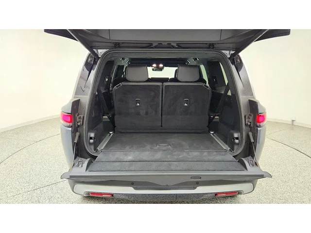 SEMINUEVOS RIVIAN R1S a Estados en autogozo