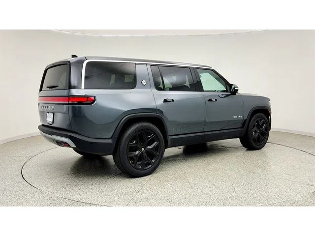 SEMINUEVOS RIVIAN R1S a Estados en autogozo