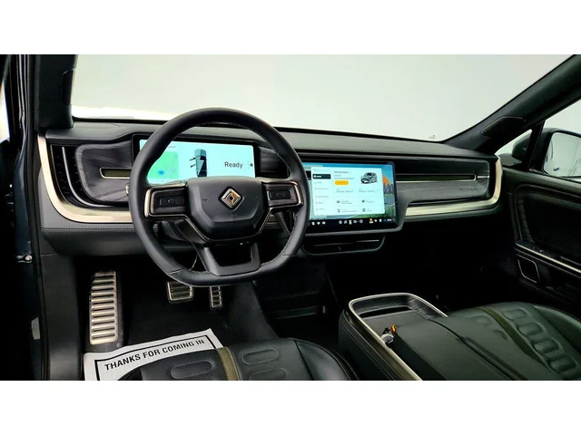 SEMINUEVOS RIVIAN R1S a Estados en autogozo