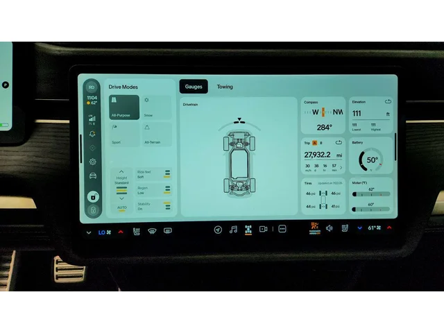 SEMINUEVOS RIVIAN R1S a Estados en autogozo