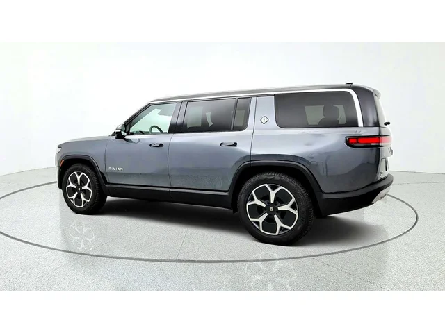 SEMINUEVOS RIVIAN R1S a Estados en autogozo