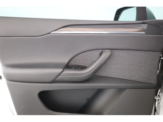 SEMINUEVOS TESLA Model X a Estados en autogozo