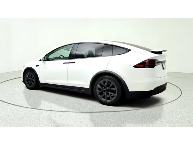 SEMINUEVOS TESLA Model X a Estados en autogozo