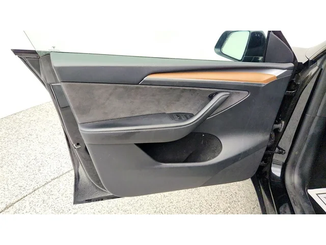 SEMINUEVOS TESLA Model Y a Estados en autogozo