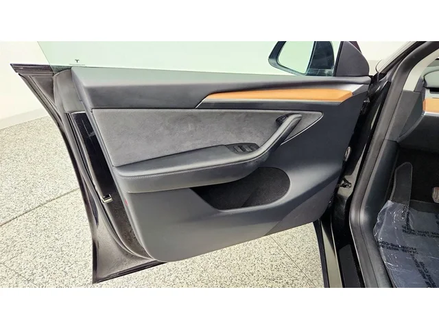SEMINUEVOS TESLA Model Y a Estados en autogozo