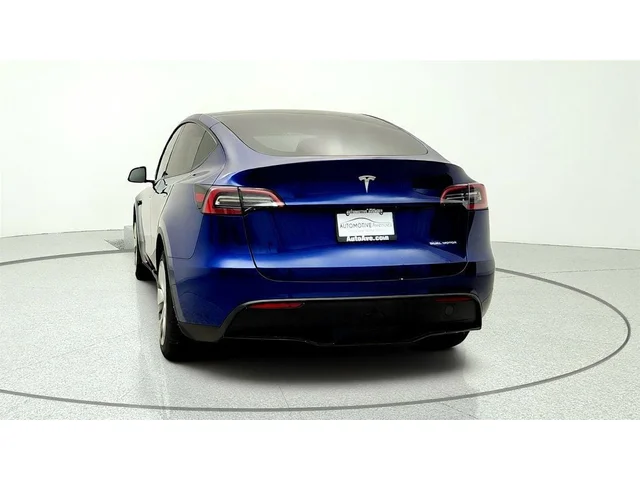 SEMINUEVOS TESLA Model Y a Estados en autogozo