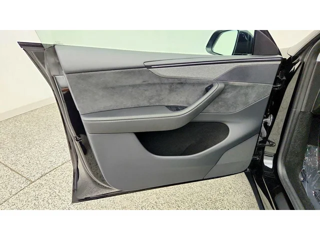 SEMINUEVOS TESLA Model Y a Estados en autogozo