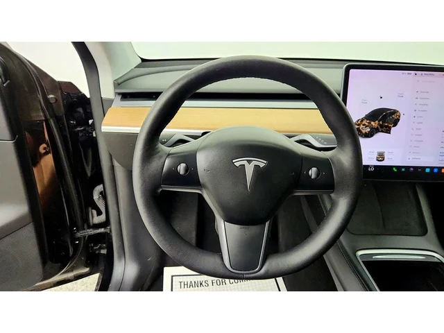 SEMINUEVOS TESLA Model Y a Estados en autogozo