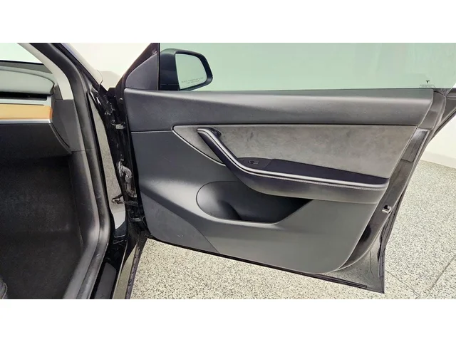 SEMINUEVOS TESLA Model Y a Estados en autogozo