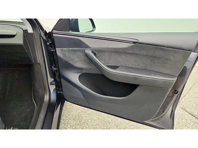 SEMINUEVOS TESLA Model Y a Estados en autogozo