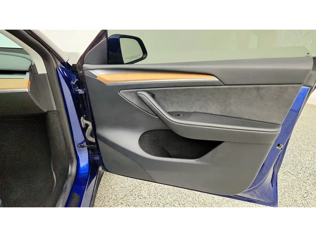 SEMINUEVOS TESLA Model Y a Estados en autogozo