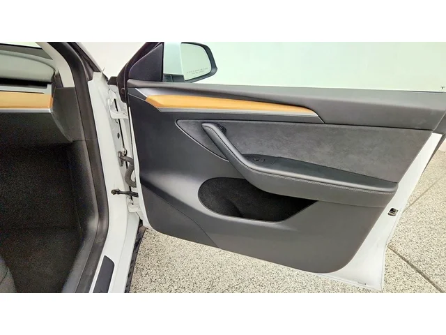 SEMINUEVOS TESLA Model Y a Estados en autogozo