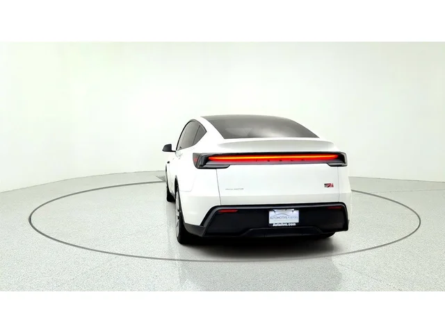 SEMINUEVOS TESLA Model Y a Estados en autogozo