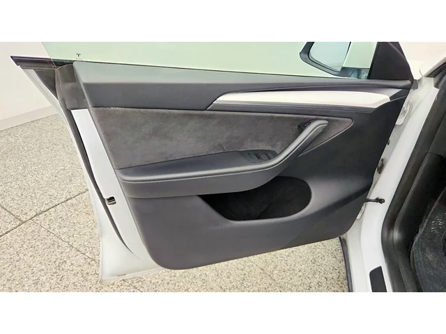 SEMINUEVOS TESLA Model Y a Estados en autogozo