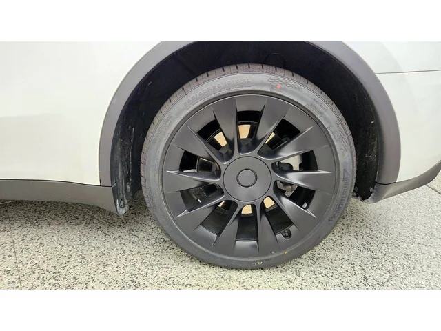 SEMINUEVOS TESLA Model Y a Estados en autogozo