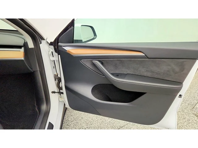 SEMINUEVOS TESLA Model Y a Estados en autogozo