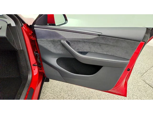 SEMINUEVOS TESLA Model Y a Estados en autogozo