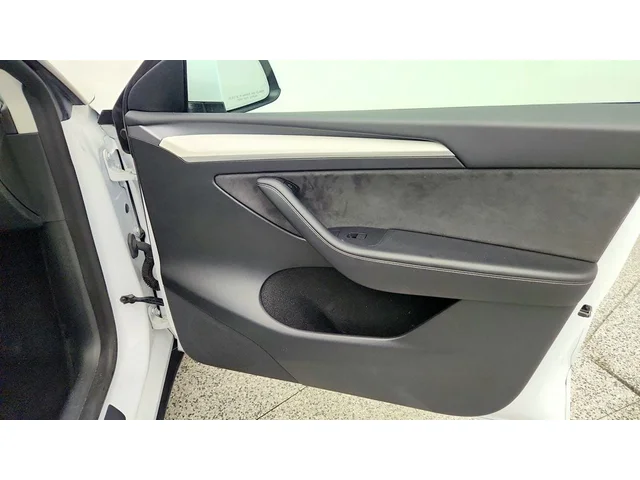 SEMINUEVOS TESLA Model Y a Estados en autogozo