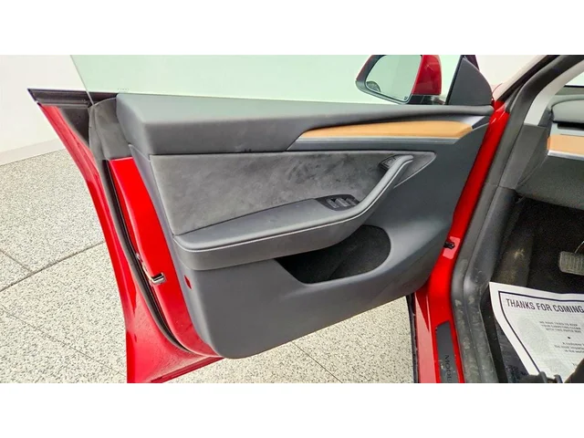 SEMINUEVOS TESLA Model Y a Estados en autogozo
