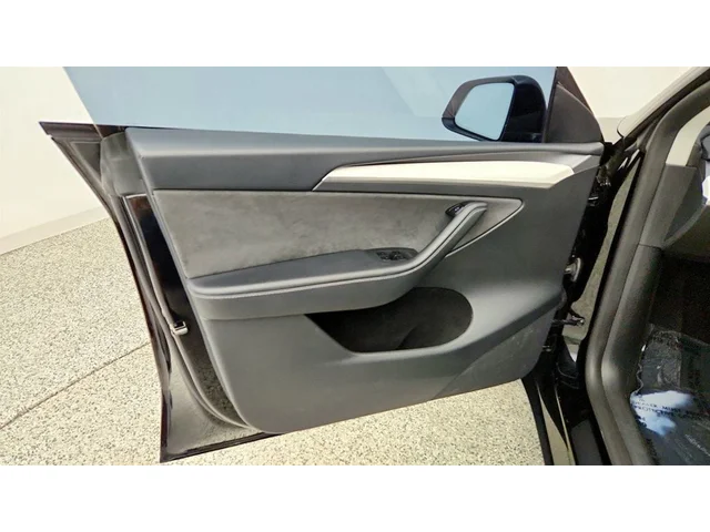 SEMINUEVOS TESLA Model Y a Estados en autogozo