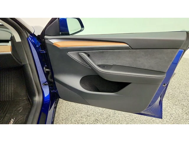 SEMINUEVOS TESLA Model Y a Estados en autogozo