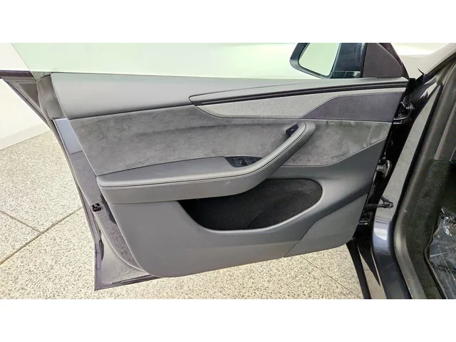 SEMINUEVOS TESLA Model Y a Estados en autogozo