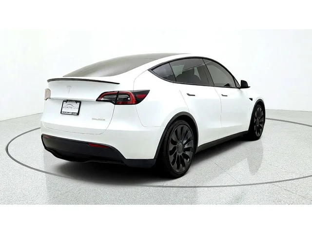 SEMINUEVOS TESLA Model Y a Estados en autogozo