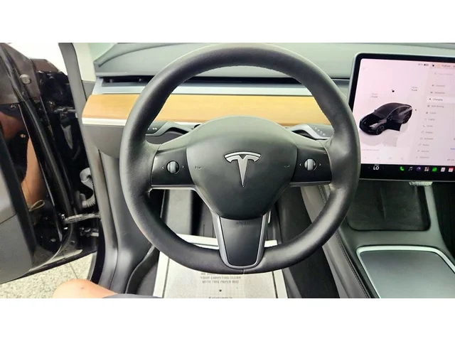 SEMINUEVOS TESLA Model Y a Estados en autogozo