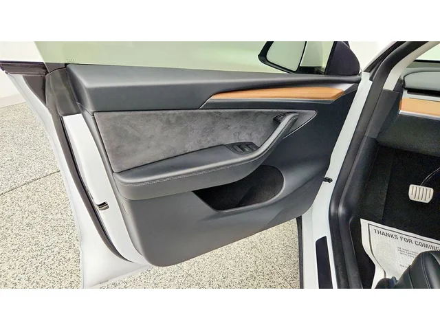 SEMINUEVOS TESLA Model Y a Estados en autogozo