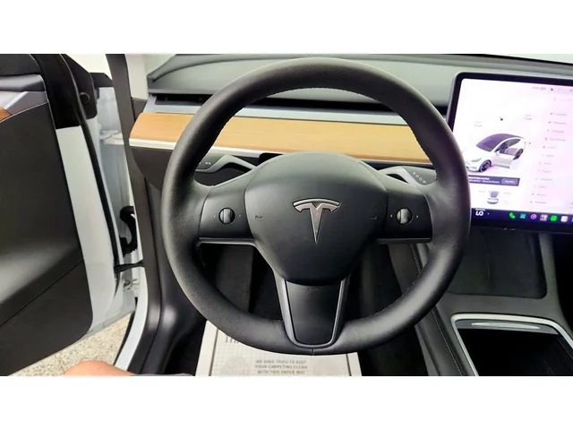 SEMINUEVOS TESLA Model Y a Estados en autogozo