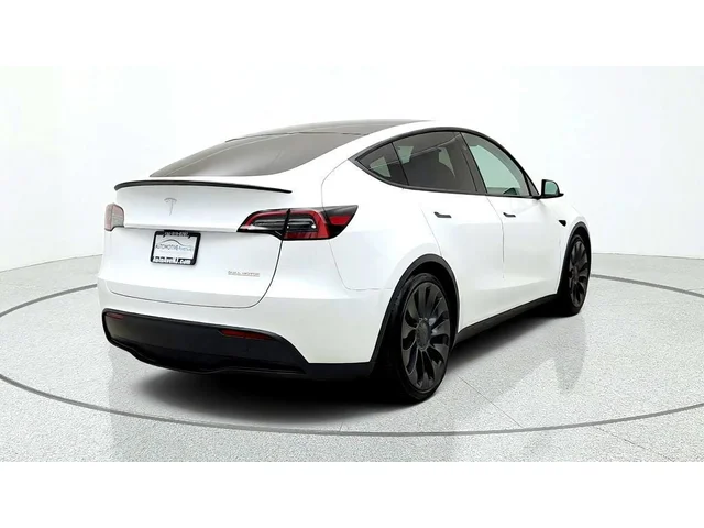 SEMINUEVOS TESLA Model Y a Estados en autogozo