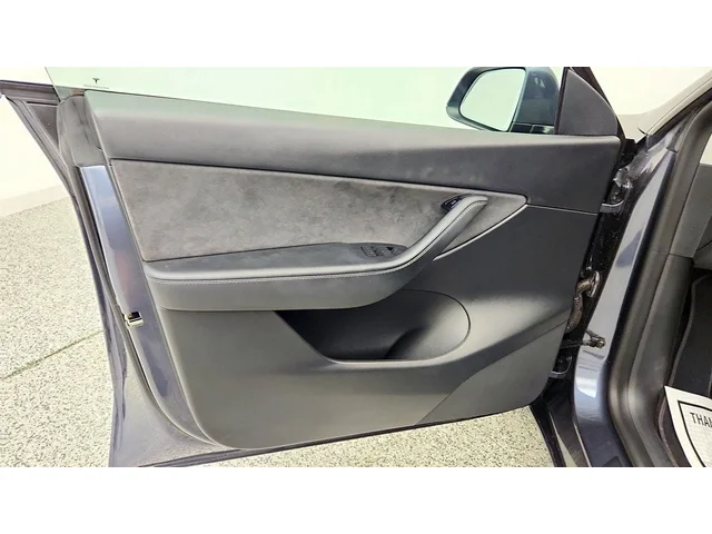 SEMINUEVOS TESLA Model Y a Estados en autogozo