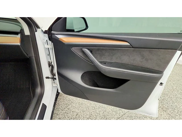 SEMINUEVOS TESLA Model Y a Estados en autogozo