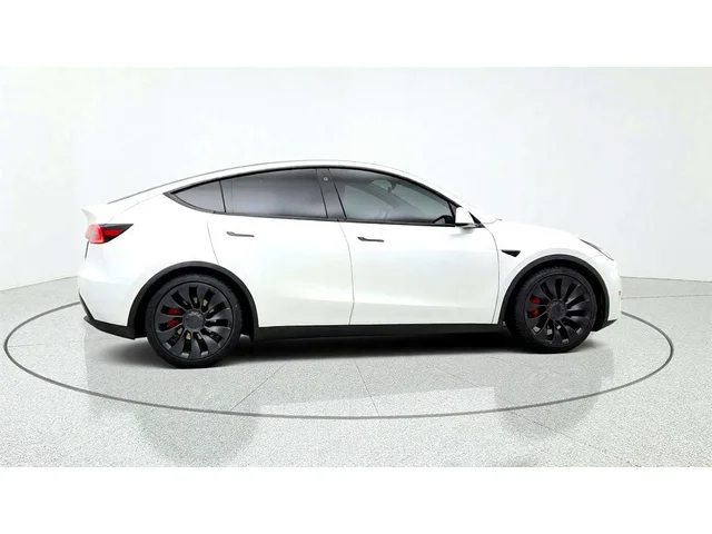 SEMINUEVOS TESLA Model Y a Estados en autogozo
