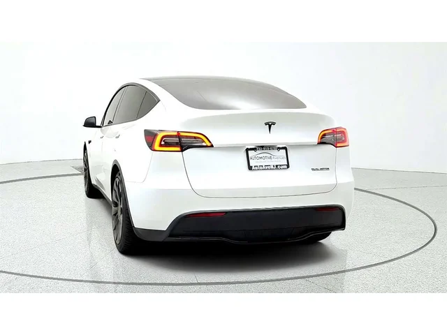 SEMINUEVOS TESLA Model Y a Estados en autogozo