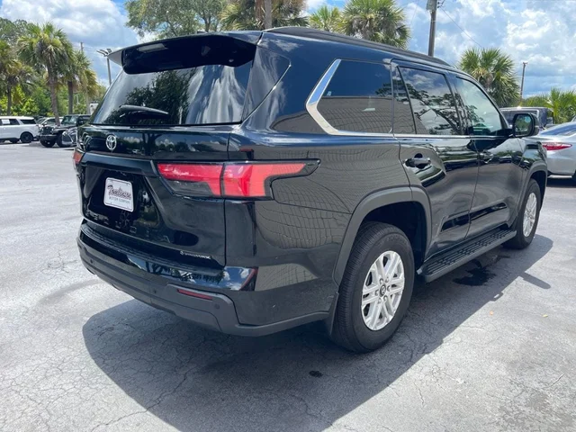 SEMINUEVOS TOYOTA SEQUOIA a Estados en autogozo