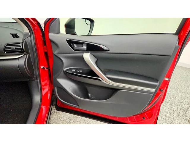 SEMINUEVOS MITSUBISHI Eclipse Cross a Estados en autogozo