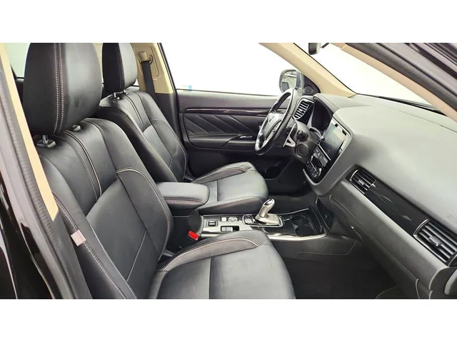 SEMINUEVOS MITSUBISHI Outlander PHEV a Estados en autogozo