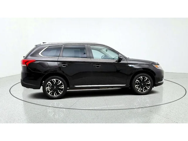 SEMINUEVOS MITSUBISHI Outlander PHEV a Estados en autogozo