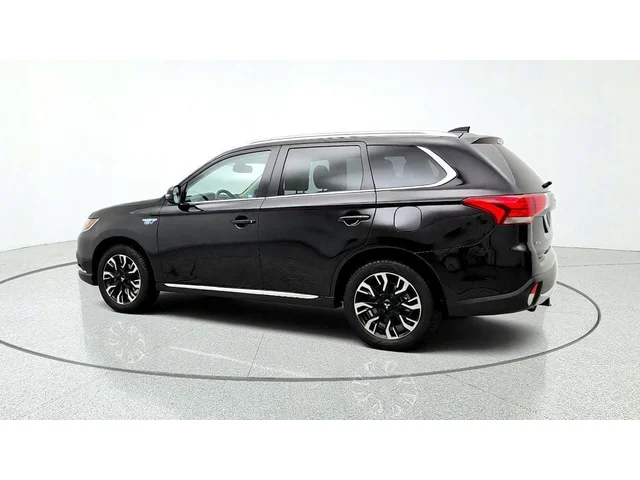 SEMINUEVOS MITSUBISHI Outlander PHEV a Estados en autogozo