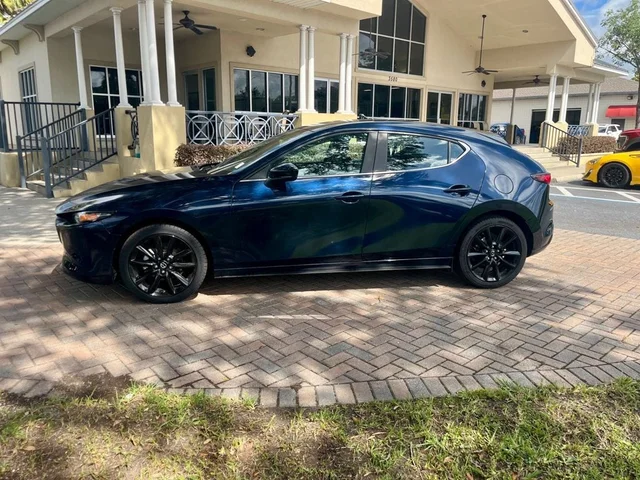 SEMINUEVOS MAZDA MAZDA3 HATCHBACK a Estados en autogozo