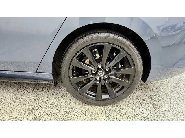 SEMINUEVOS MAZDA Mazda3 Sedan a Estados en autogozo