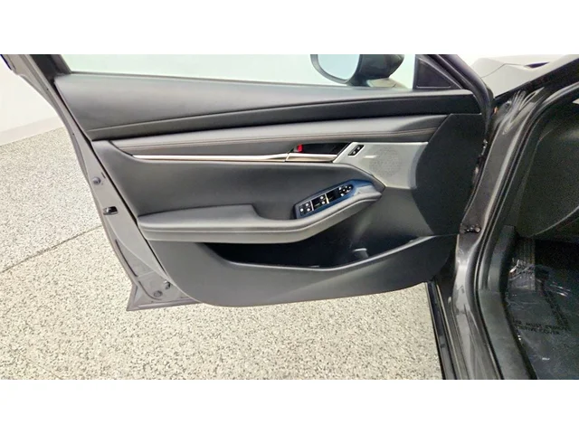 SEMINUEVOS MAZDA Mazda3 4-Door a Estados en autogozo