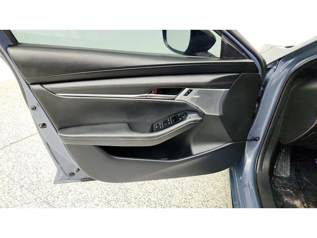 SEMINUEVOS MAZDA Mazda3 Hatchback a Estados en autogozo